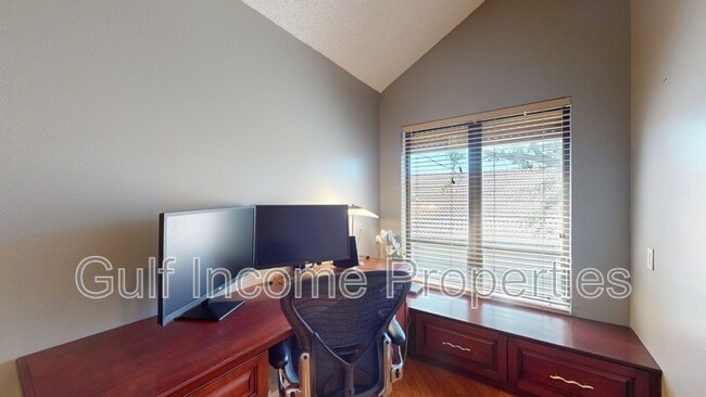 Building Photo - 510 Givens St