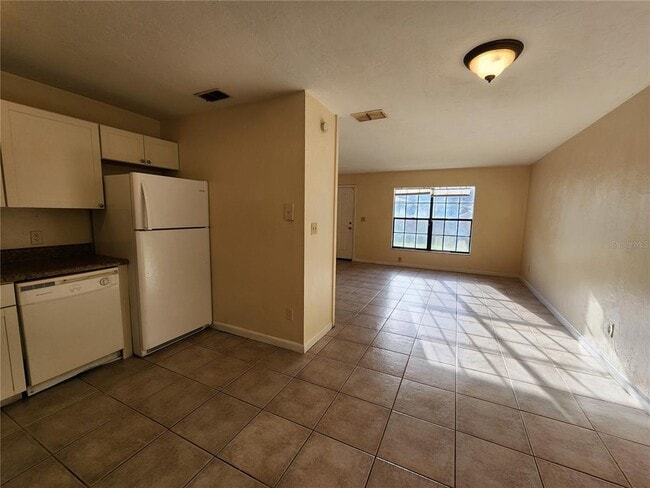Building Photo - 2529 NW 62 Pl