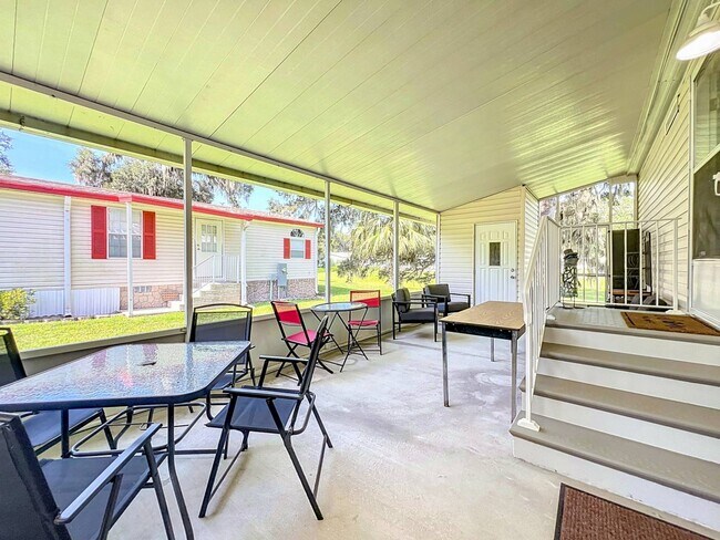 Building Photo - 1942 NW 46th Ave