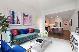 Building Photo - 2 bedroom in LONG ISLAND CITY NY 11101