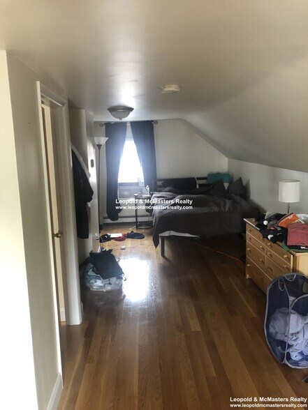 Building Photo - 59 Waverly St