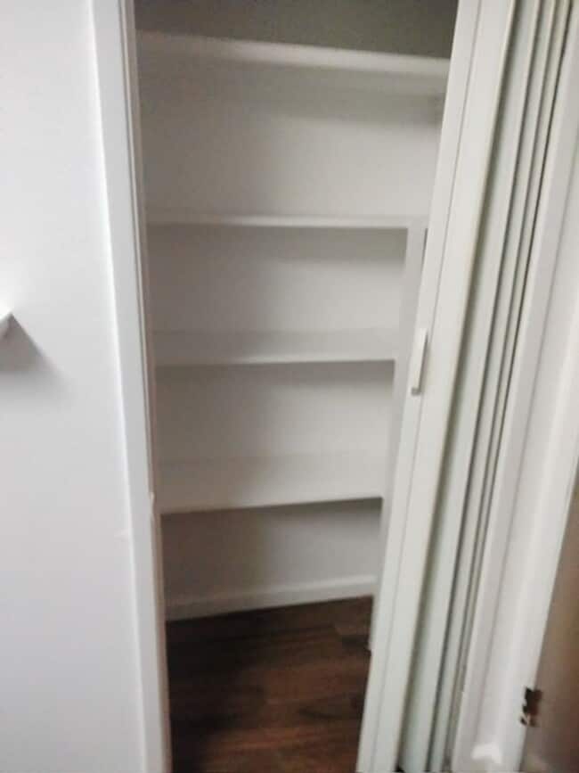 Building Photo - Charming 1 Bedroom/1 Bath Apartment