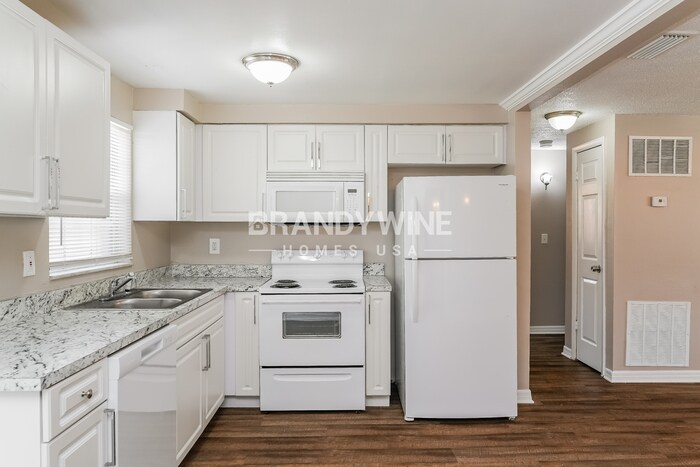 Building Photo - 8509 Portulaca Ave