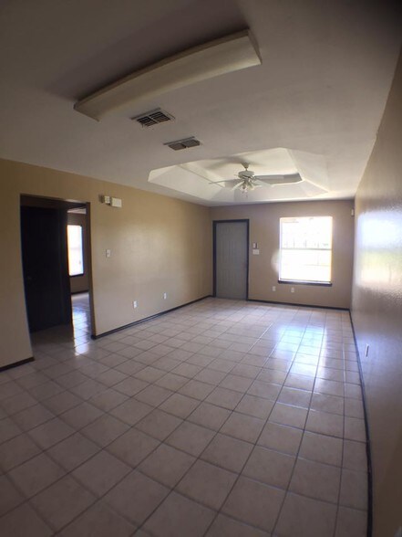 Building Photo - 7114 Venus Dr