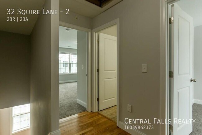 Building Photo - 32 Squire Ln