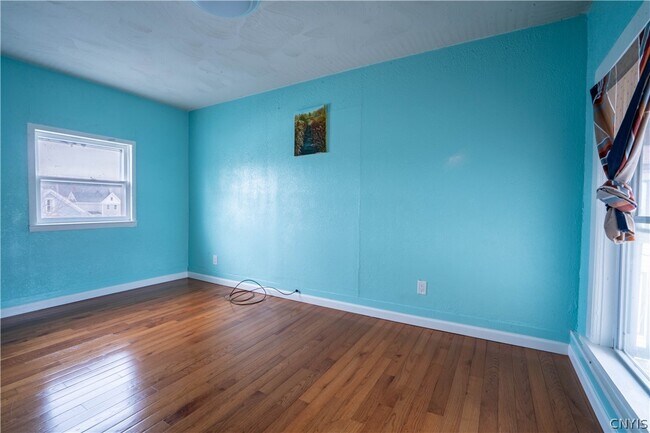 Building Photo - 312 Eastern Ave