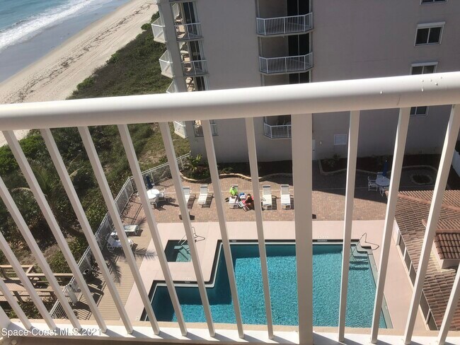 Building Photo - 2075 Jimmy Buffett Mem Hwy