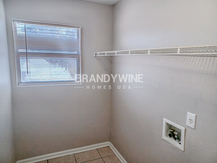 Building Photo - 2959 Meadows Ln