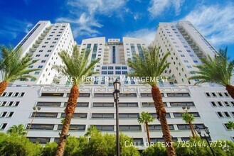 Building Photo - SLEEK 2 BEDROOM 1 BATH CONDO ON THE 11TH F...