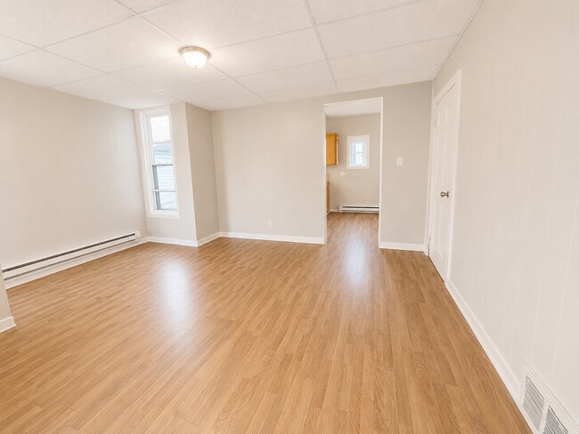 Building Photo - 456 Arden Pl