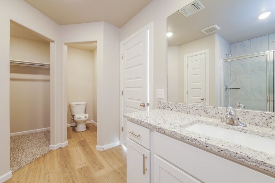 Building Photo - 12724 Carrara Ln