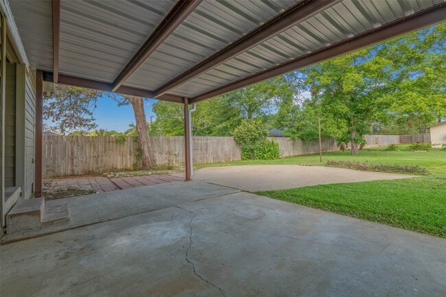 Building Photo - 1113 Felder