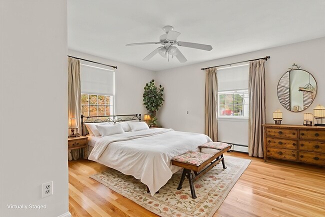 Building Photo - 45 Stanford Dr