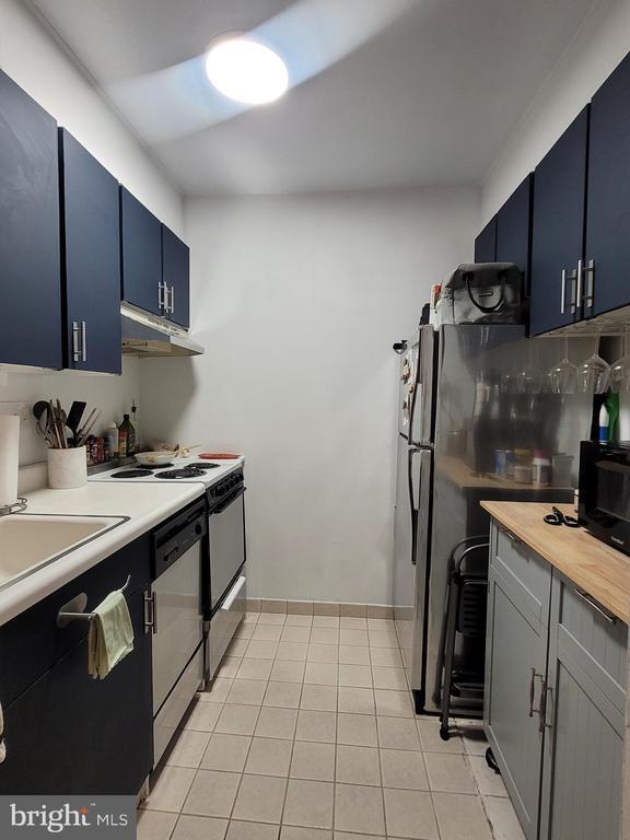 Building Photo - 224 W Rittenhouse Square