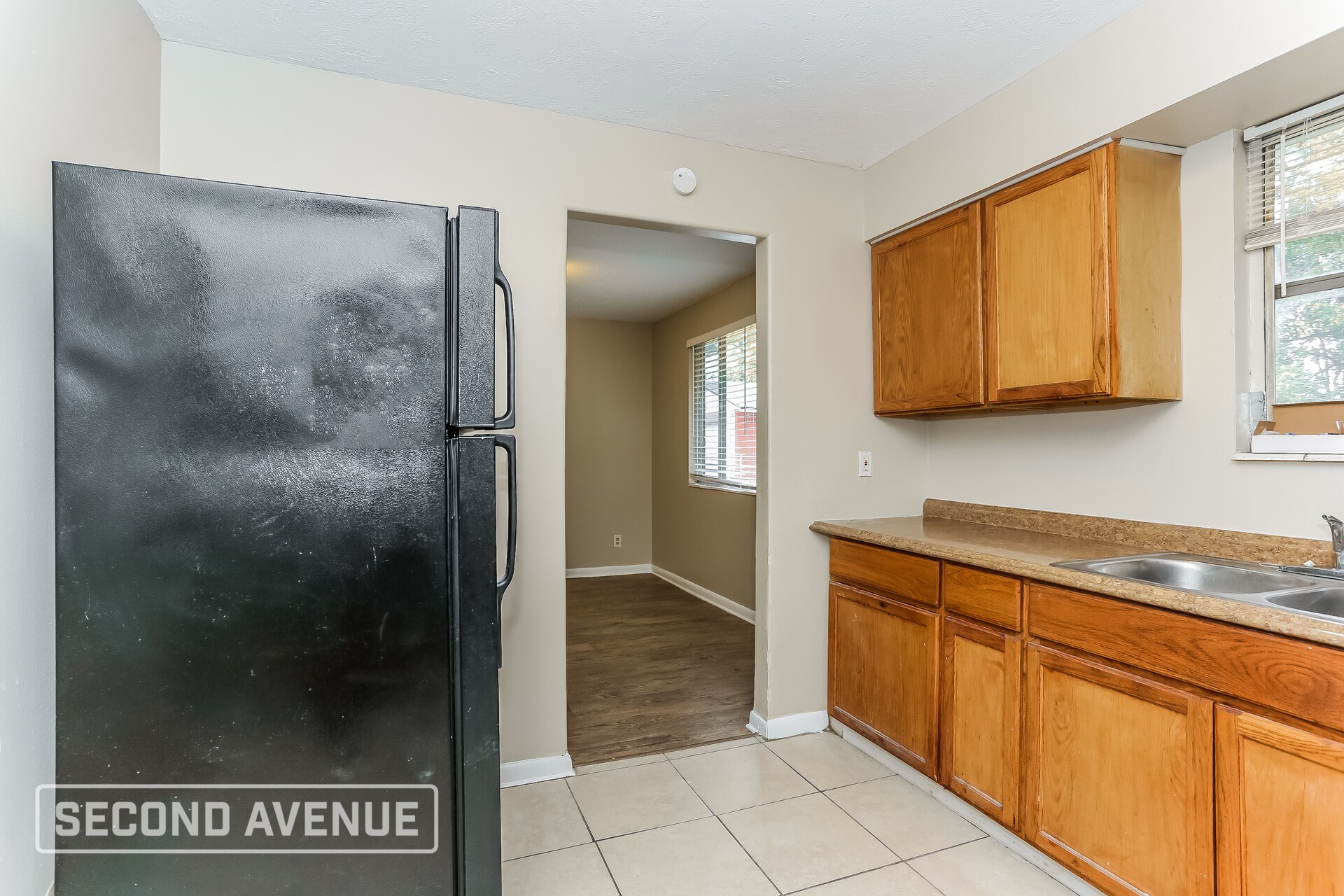 Building Photo - 5110 Dostie Dr S