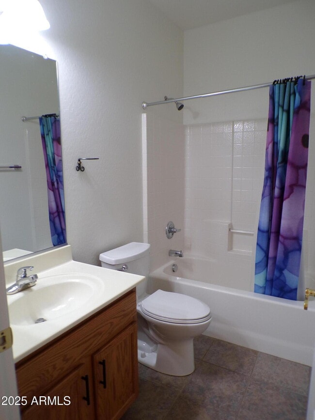 Building Photo - 1755 Oro Dr