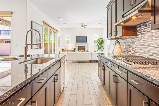 Building Photo - 3210 Mura Del Prato Ave