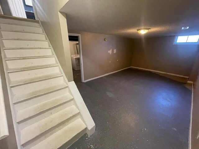Building Photo - 2796 Mull Ave
