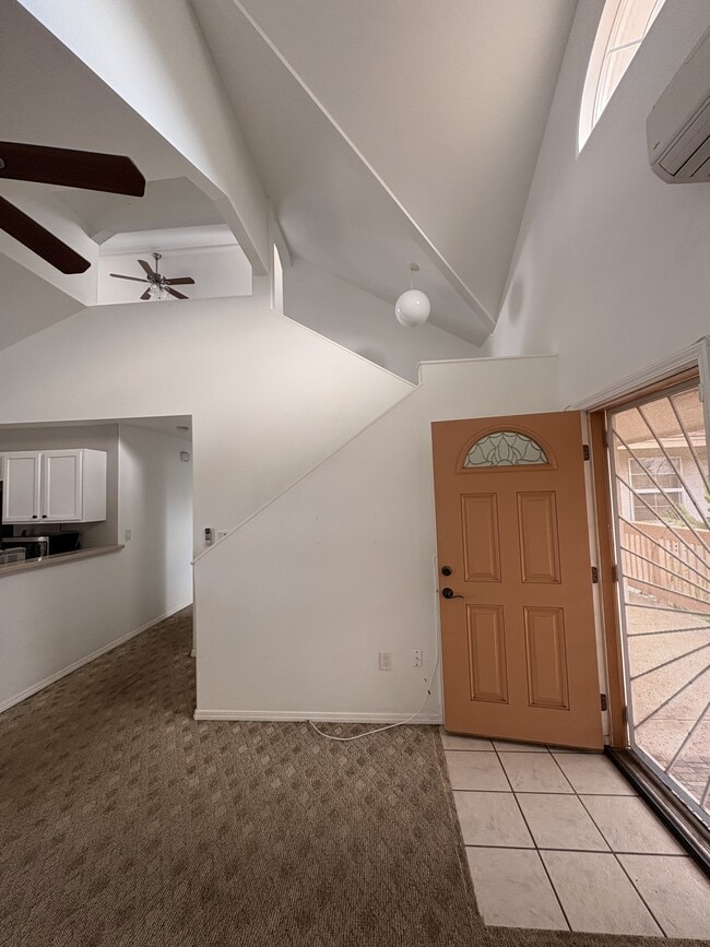 Building Photo - 40 Halili Ln
