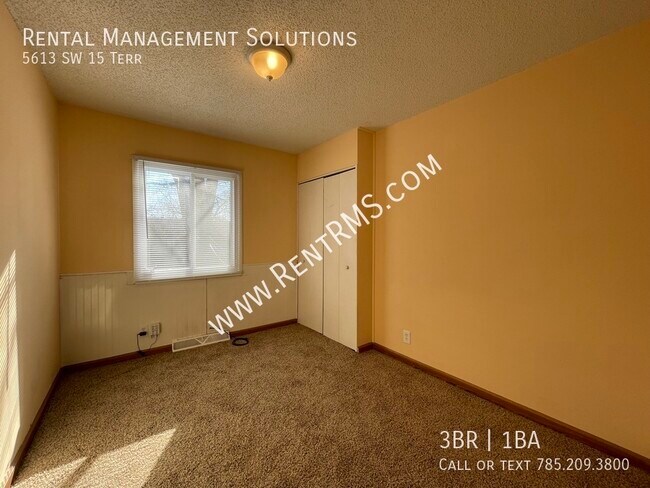 Building Photo - 5613 SW 15th Terrace