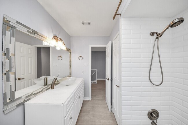 Building Photo - 14365 Lost Meadow Ln