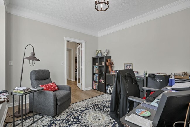 Building Photo - 5920 Triplett Square