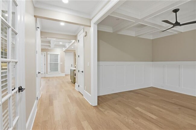 Building Photo - 3842 Memphis Dr