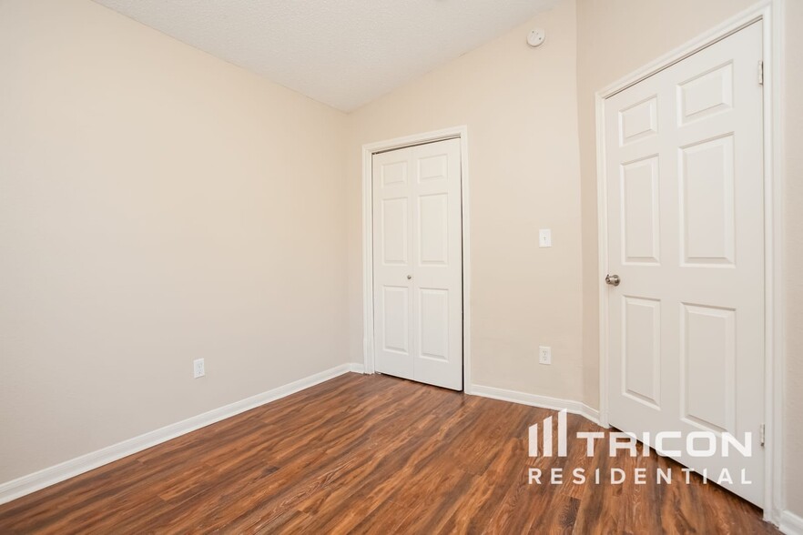 Building Photo - 3214 Kelling St