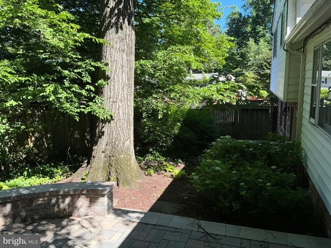Building Photo - 4701 Red Fox Dr