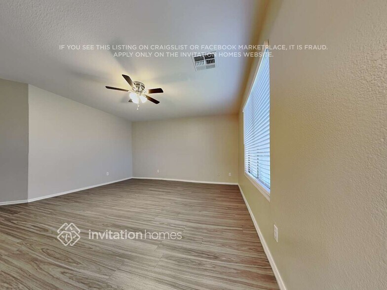 Building Photo - 1895 E Desert Rose Trail