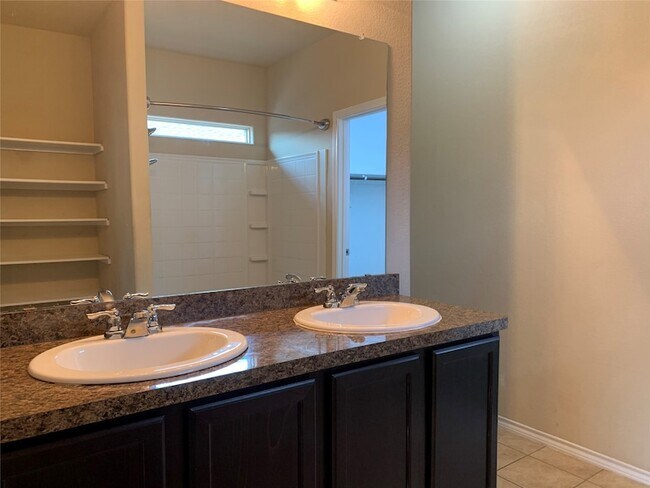 Building Photo - 6353 Eagle Lake Ct