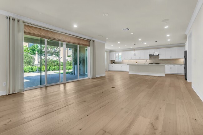 Building Photo - 4114 Cameron Wy