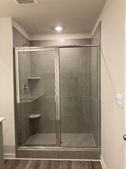 Building Photo - 354 Timberland Ave