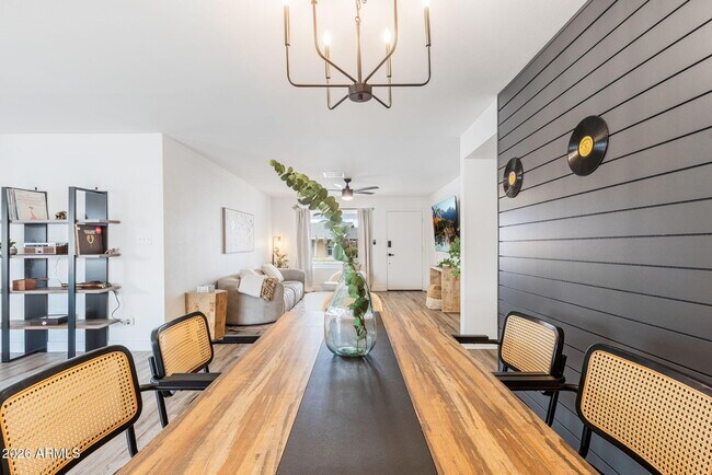 Building Photo - 2529 E Commonwealth Cir