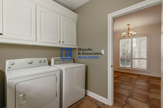 Building Photo - 3 Bed/2 Bath Home in Brandon