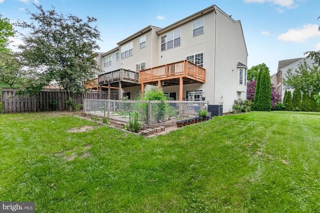 Building Photo - 2572 Carrington Way