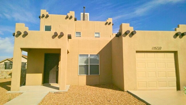 Building Photo - Desert Breeze Apartments