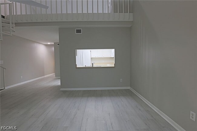 Building Photo - 8805 Lateen Ln