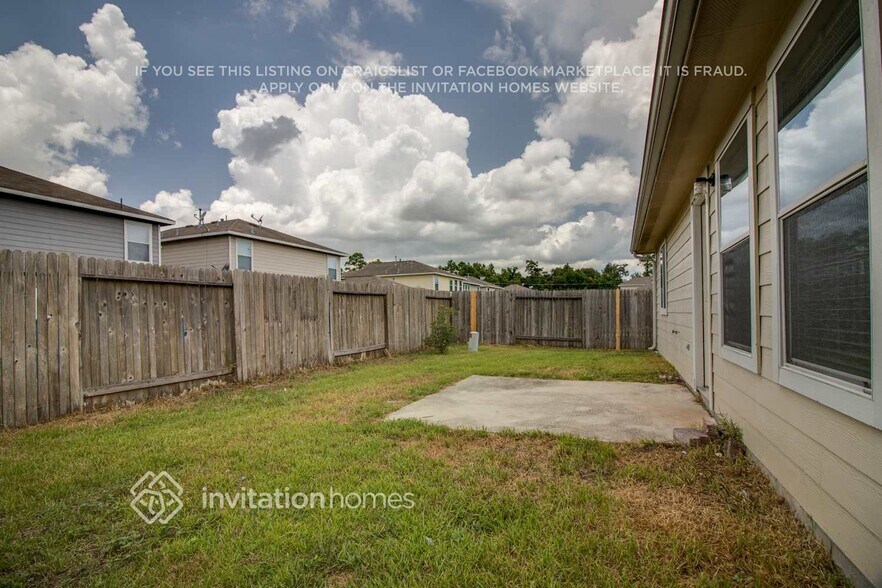 Building Photo - 21223 Rezanof Rd