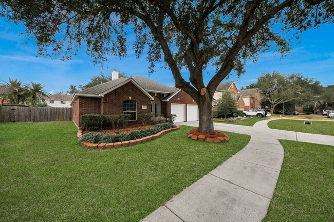 Building Photo - 9711 Andrews Ln