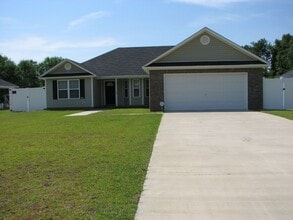 Building Photo - 2680 Moonlite Dr