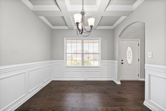 Building Photo - 739 Gaine Lynn Dr