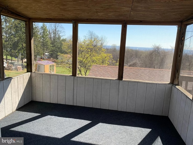 Building Photo - 7007 Edgemont Rd