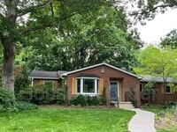 Building Photo - 8 Oakwilde Dr