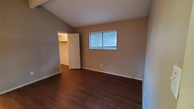 Building Photo - 6209 Emerald Forest Dr