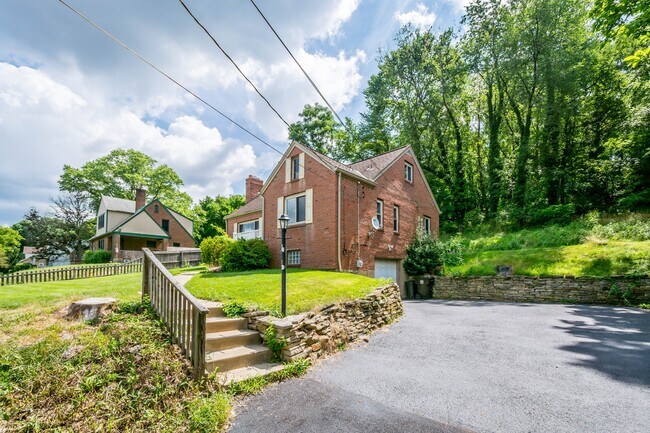 Building Photo - 5649 Library Rd