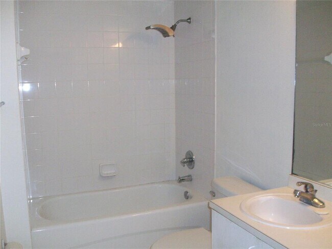 Building Photo - 495 Las Cortes Ln