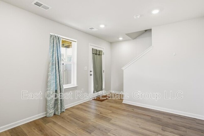 Building Photo - 239 Cooperage Rd