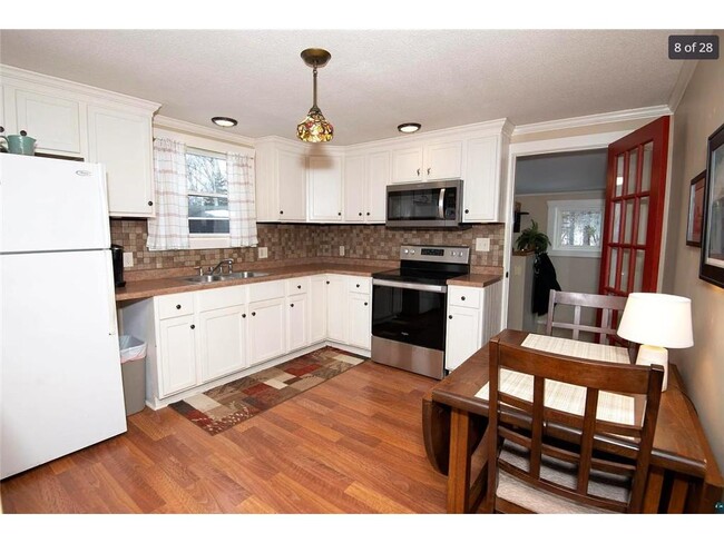 Building Photo - 6865 MN-61