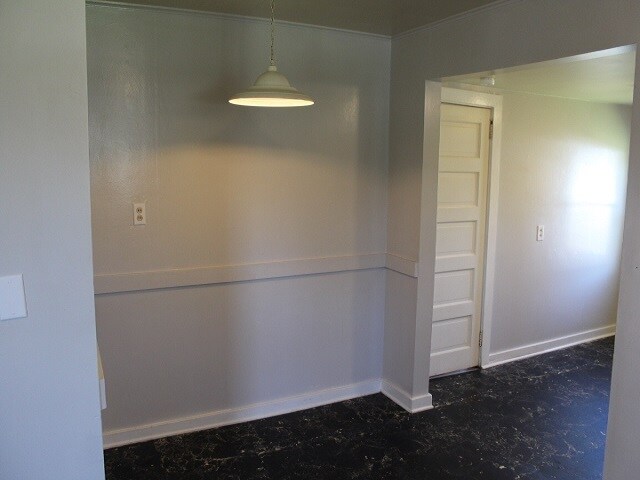 Building Photo - 951 Wauceda Ave